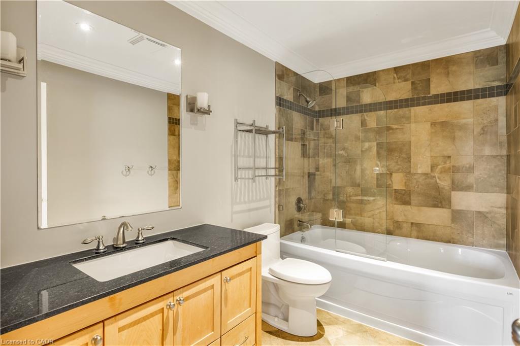 1387 Willowdown Road
