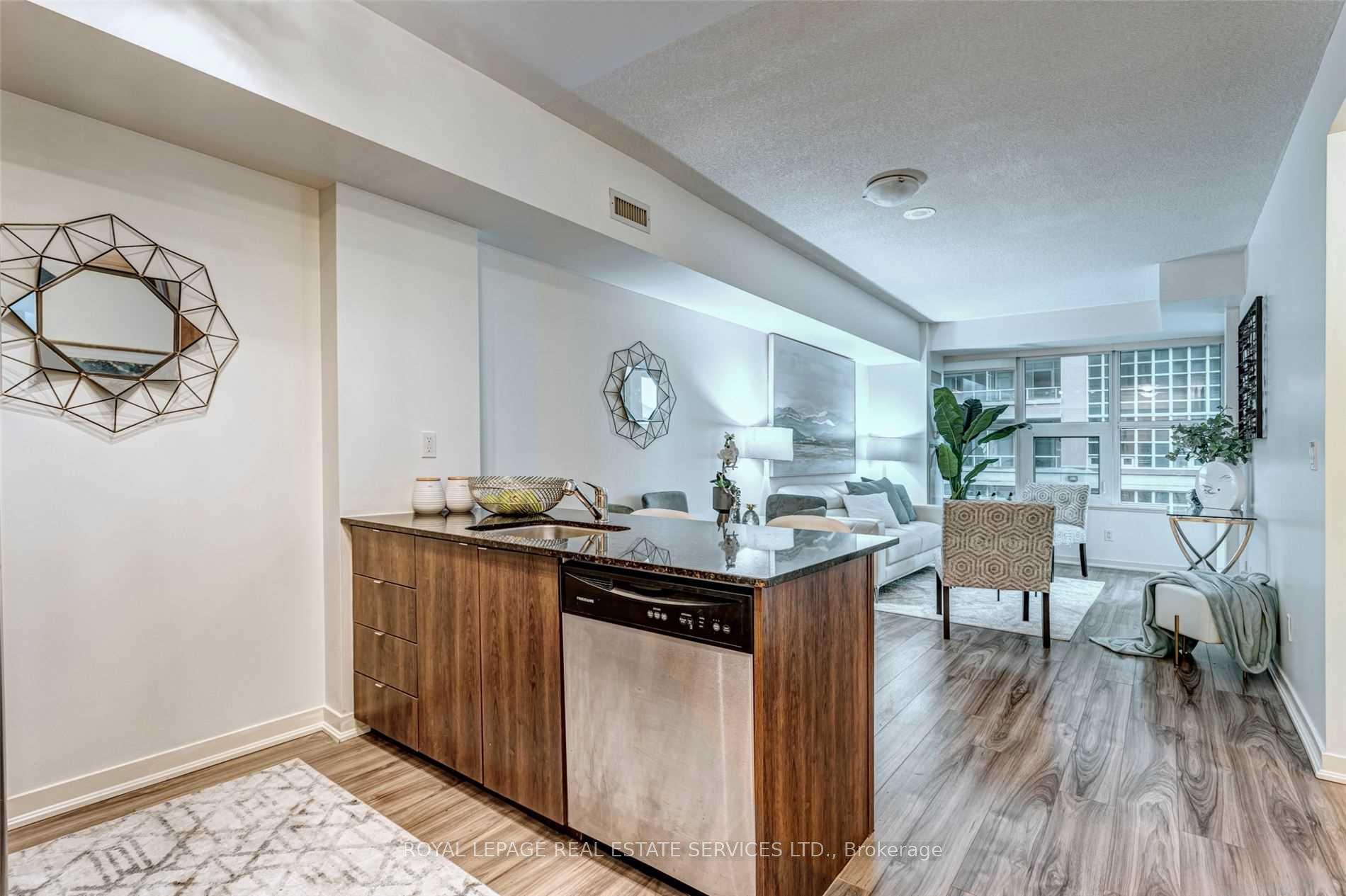 #209 - 59 East Liberty Street, Toronto Unit: 209