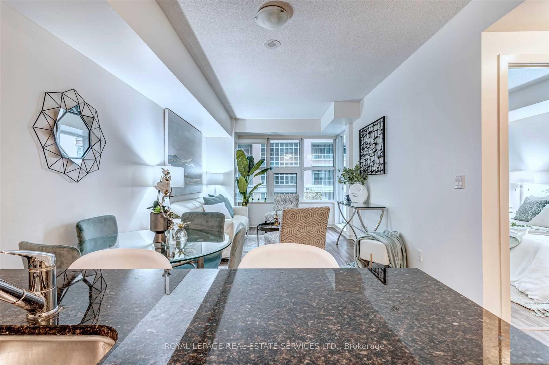#209 - 59 East Liberty Street, Toronto Unit: 209