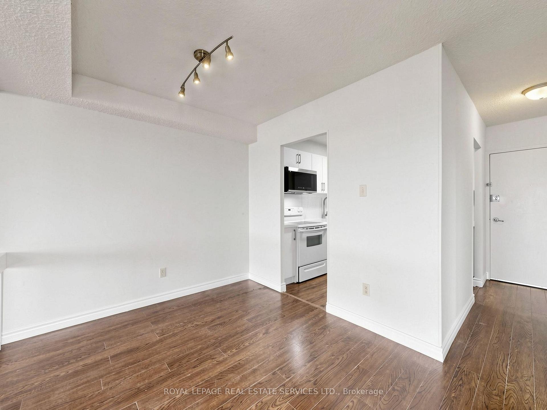 4091 Sheppard Avenue E 2101, Toronto Unit: 2101