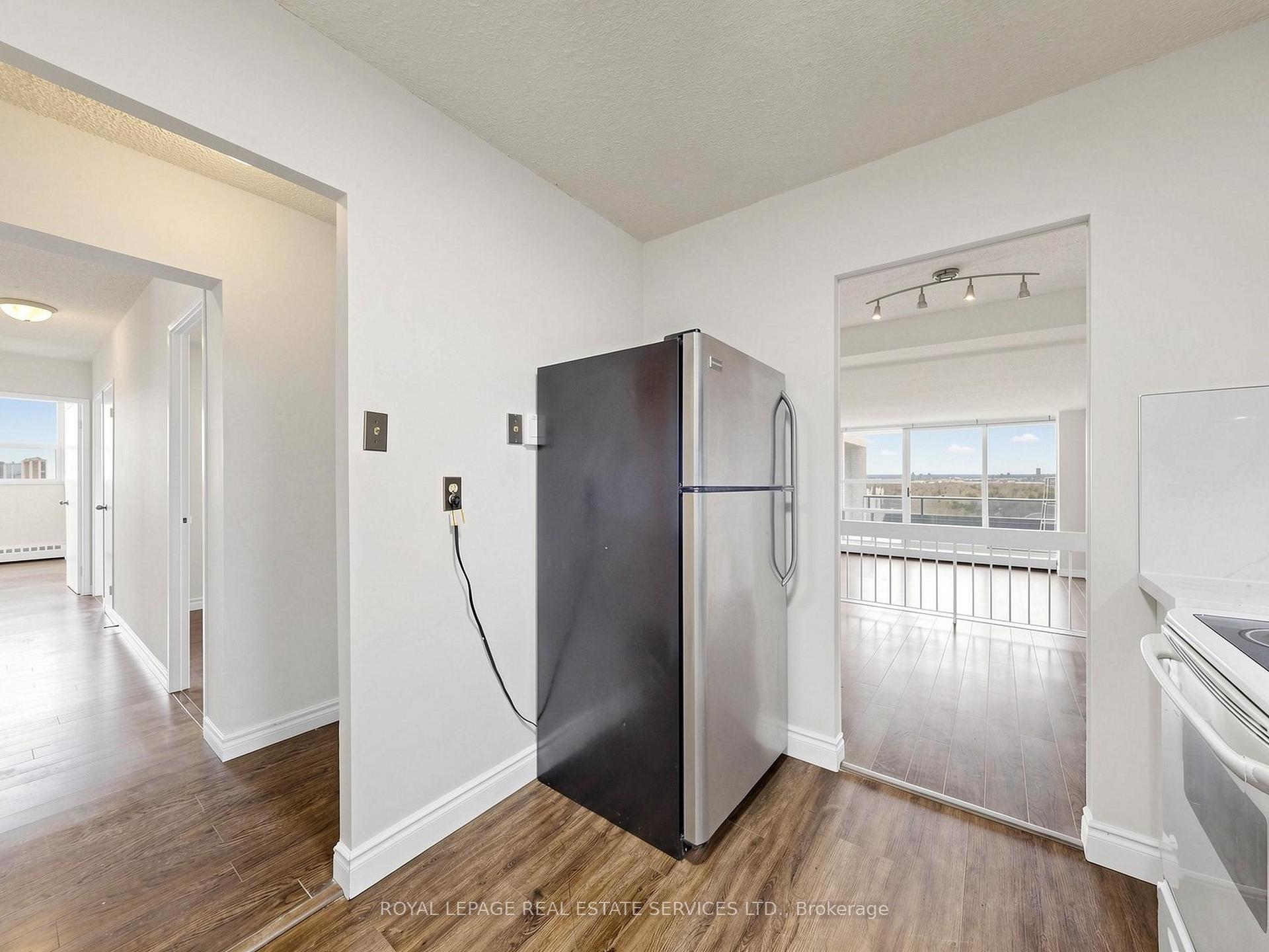 4091 Sheppard Avenue E 2101, Toronto Unit: 2101