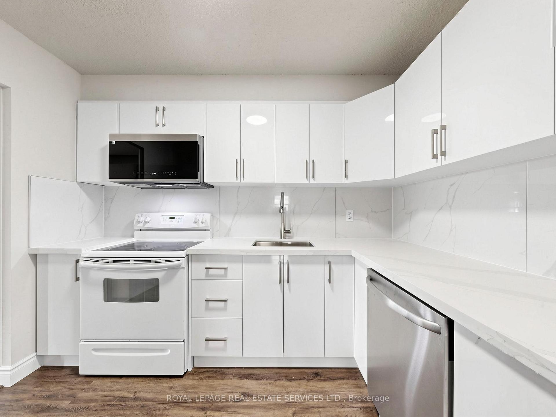 4091 Sheppard Avenue E 2101, Toronto Unit: 2101