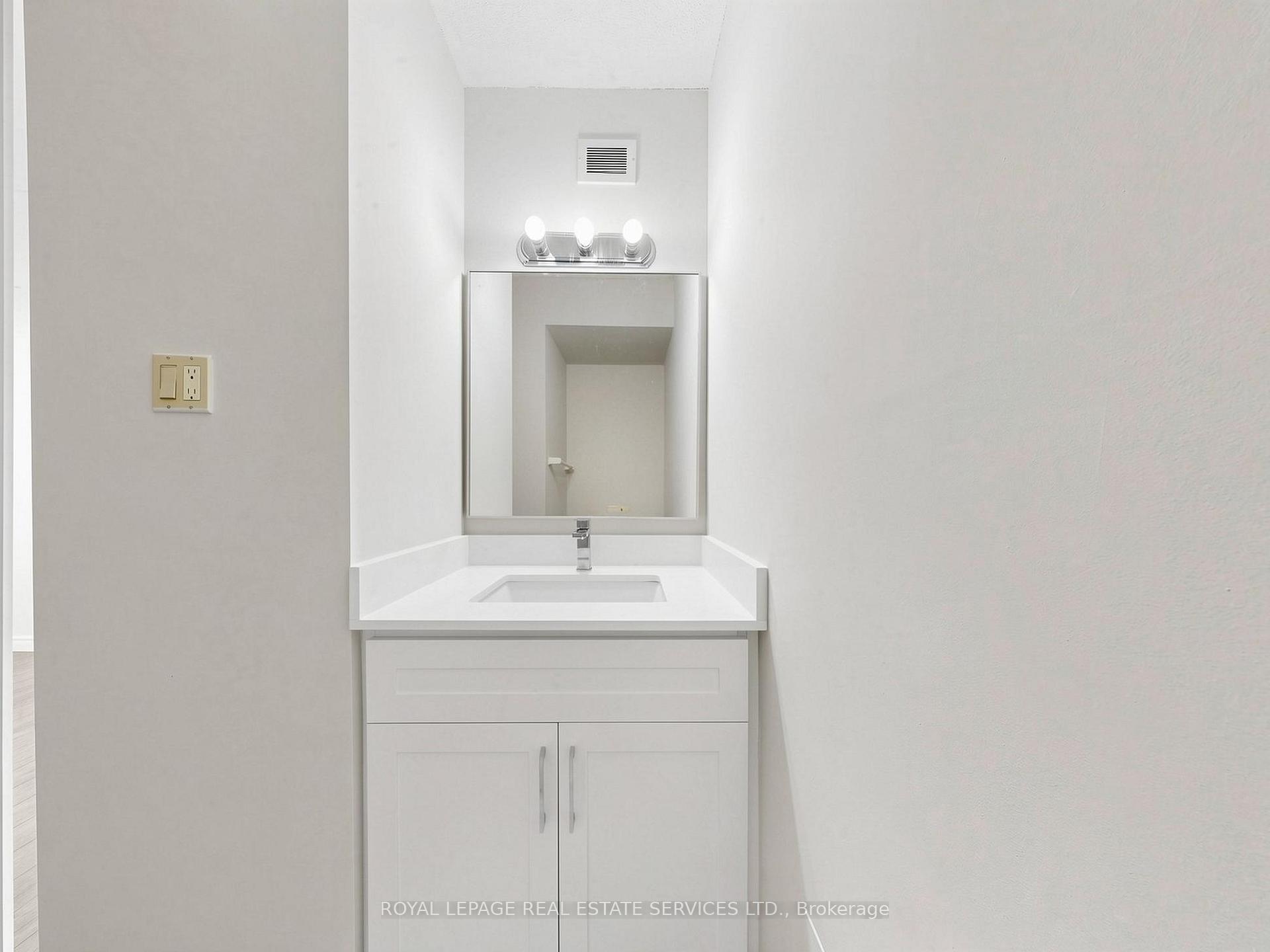 4091 Sheppard Avenue E 2101, Toronto Unit: 2101