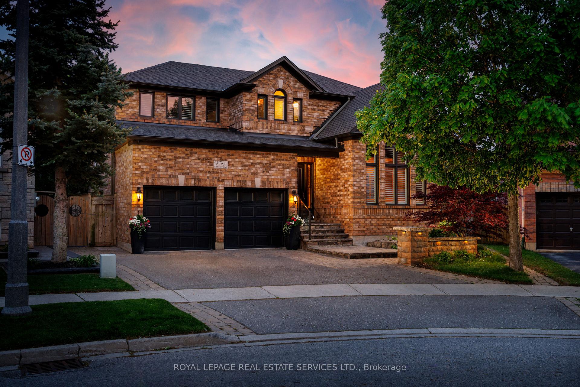 2225 Glazebrook Circle