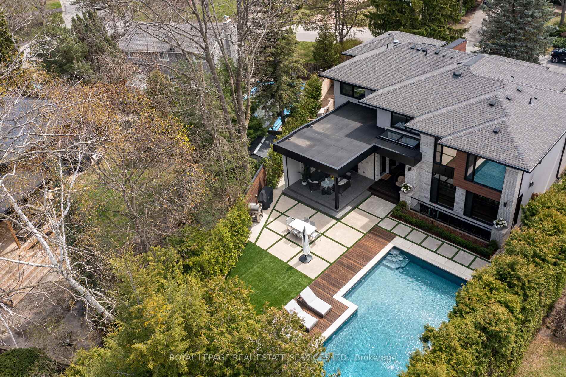 1471 Rogerswood Court