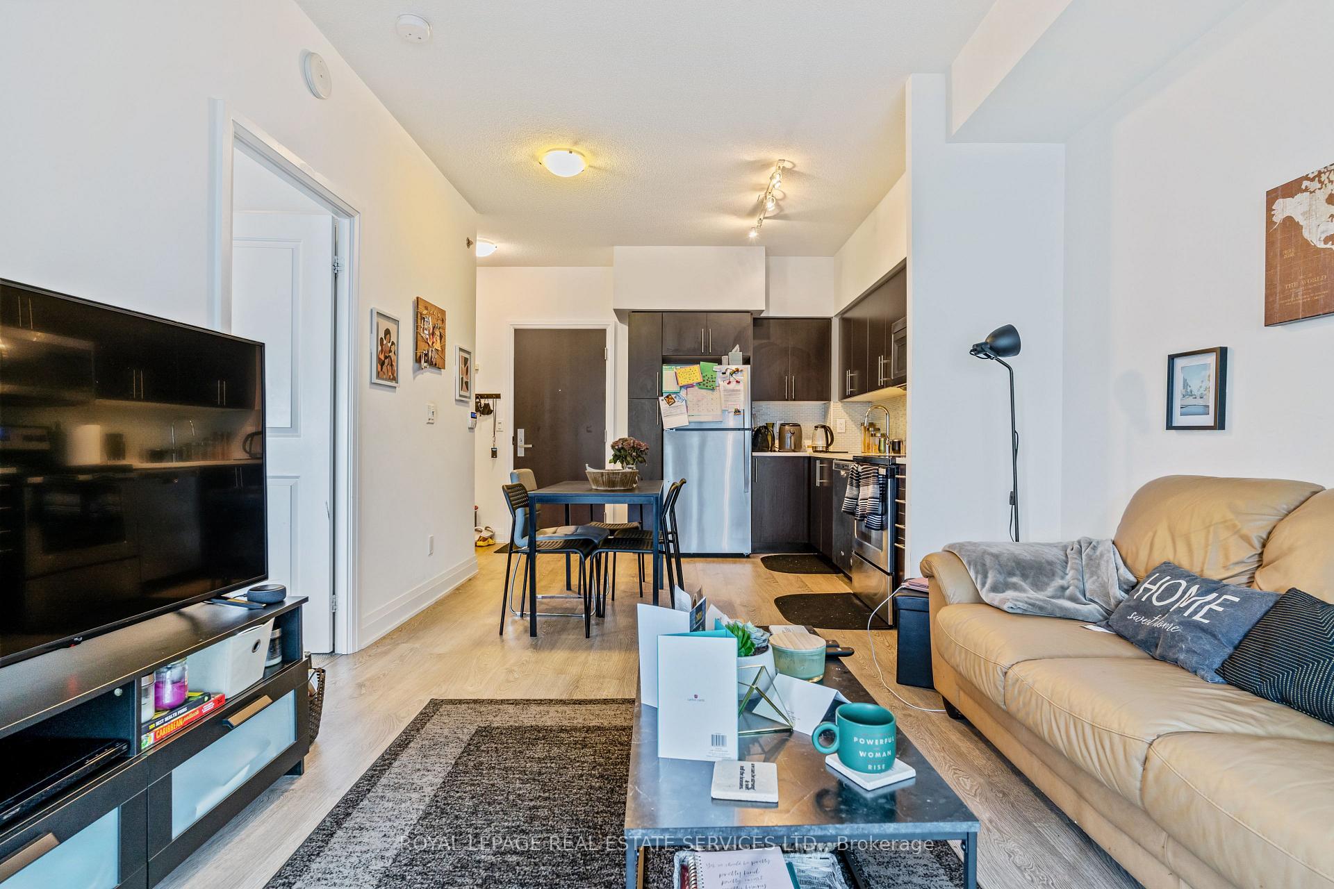 #612 - 55 Speers Road Unit: 612