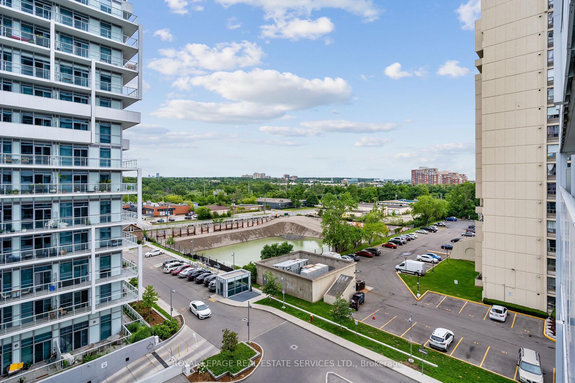 #612 - 55 Speers Road Unit: 612