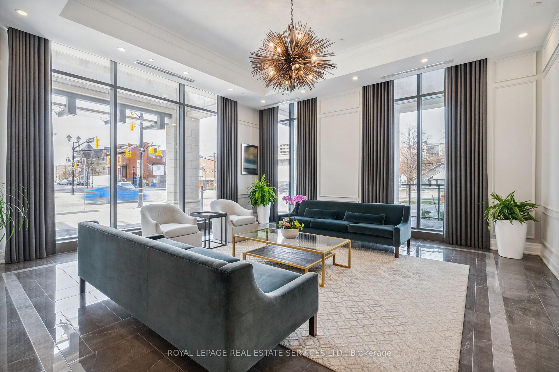 #1201 - 2060 Lakeshore Road Unit: 1201