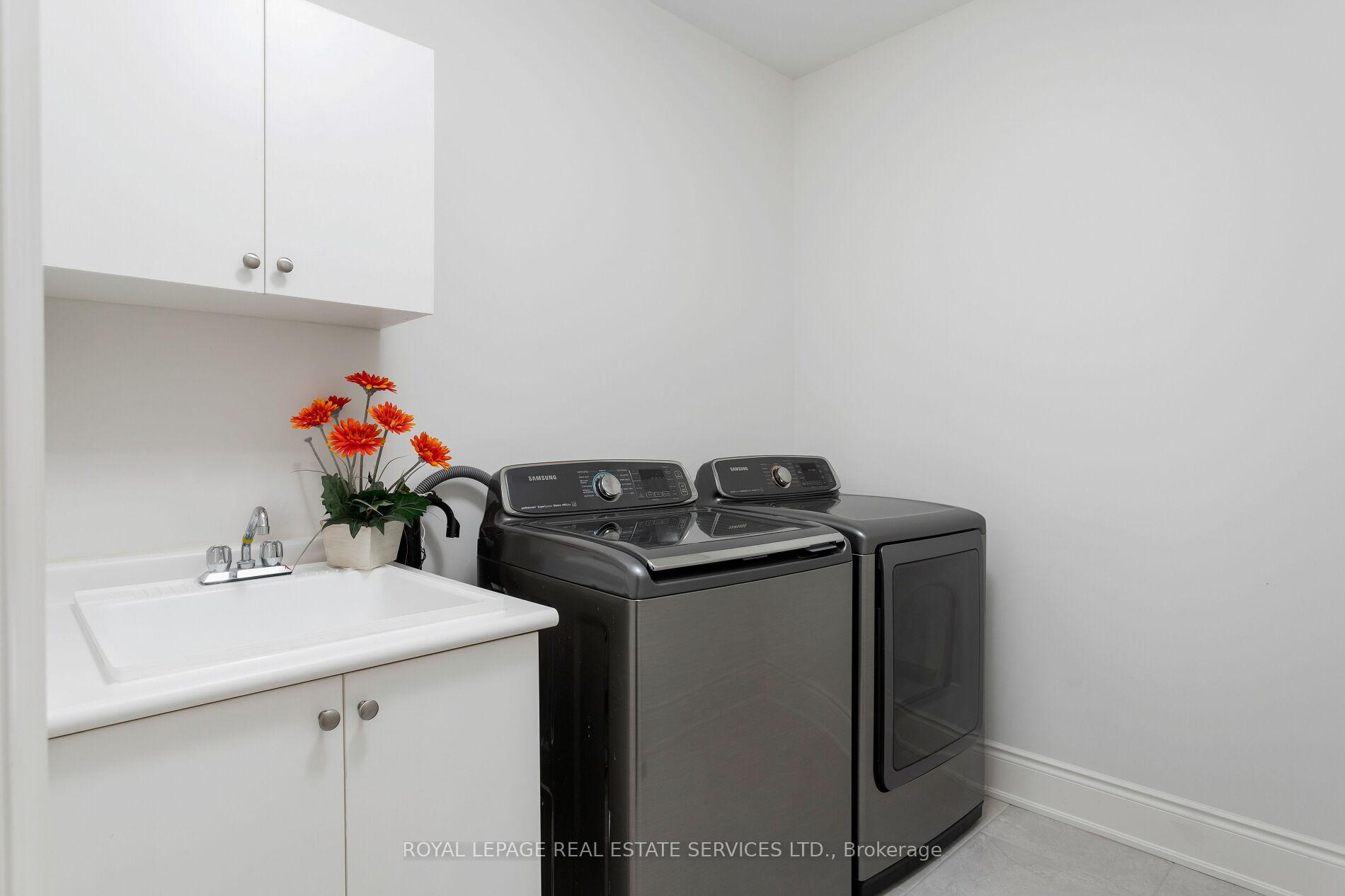 3159 William Rose Way