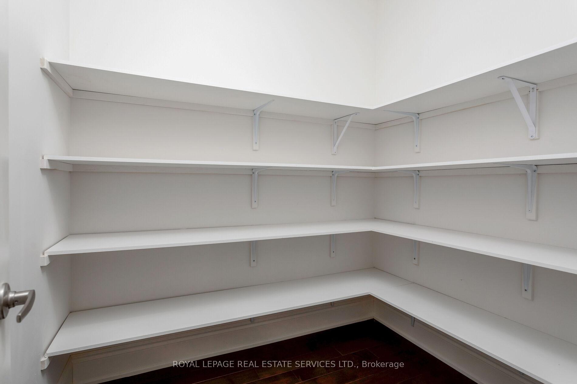 3159 William Rose Way