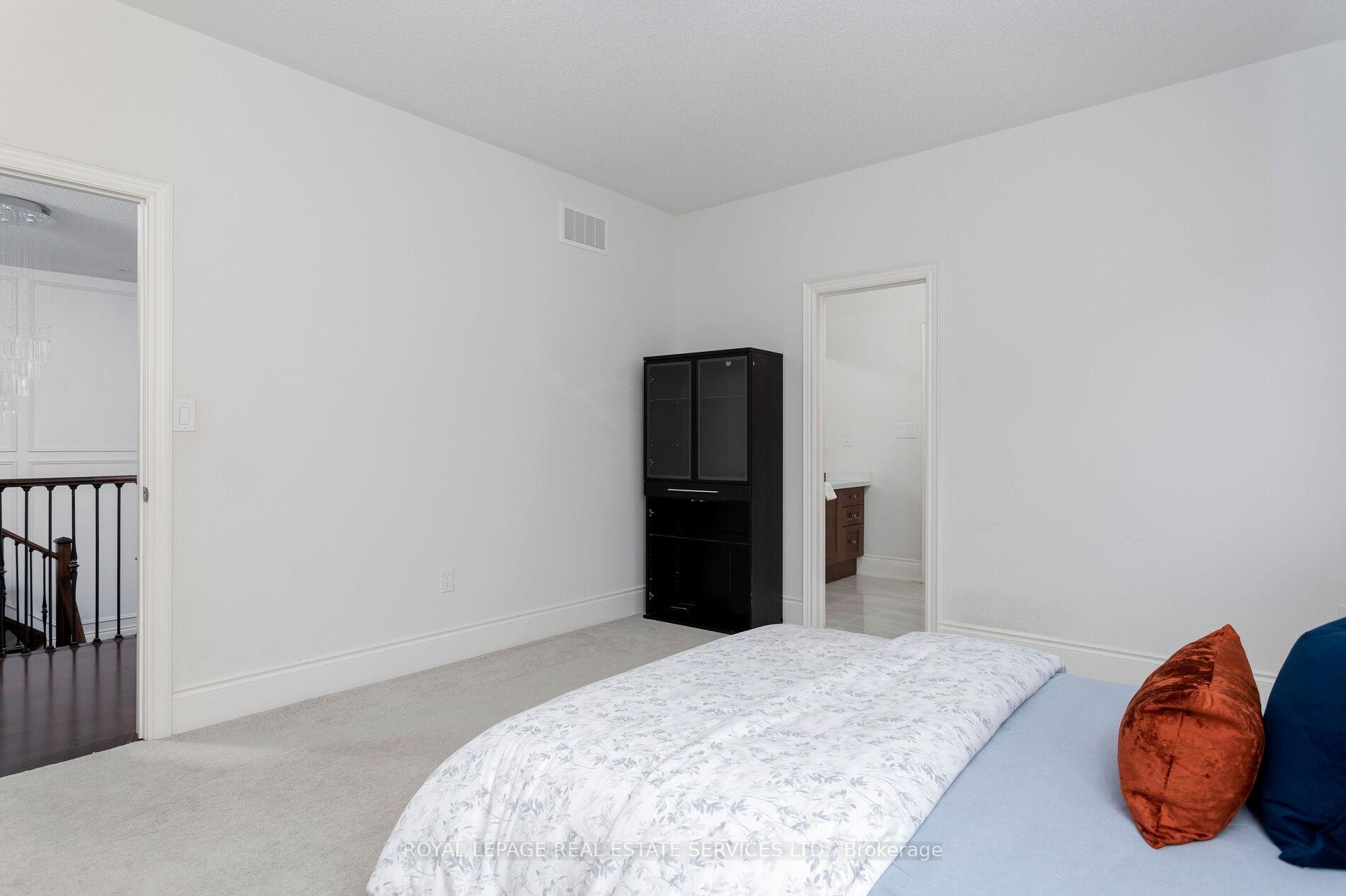 3159 William Rose Way