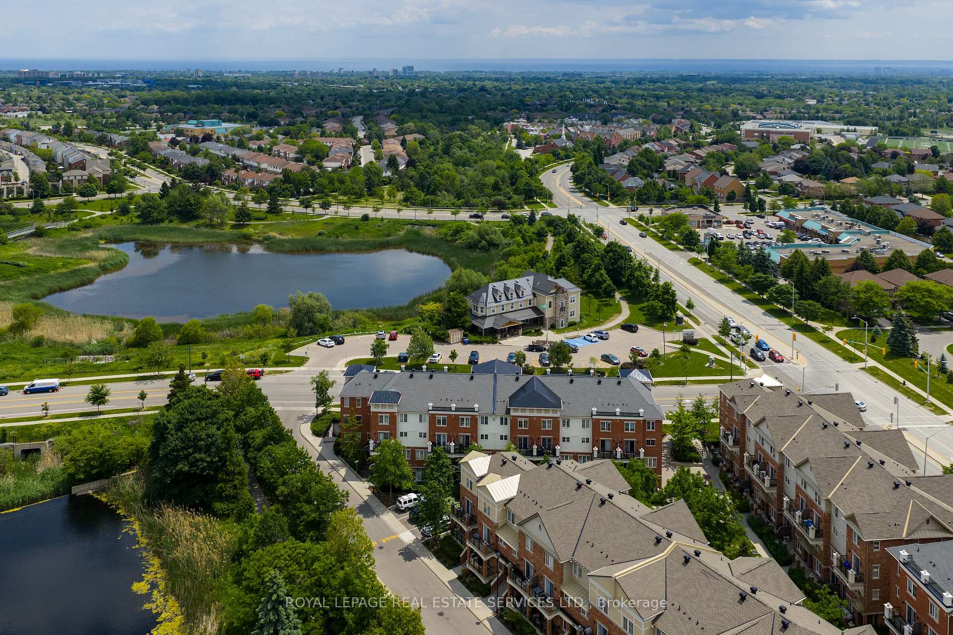 #10 - 15 Hays Boulevard Unit: 10