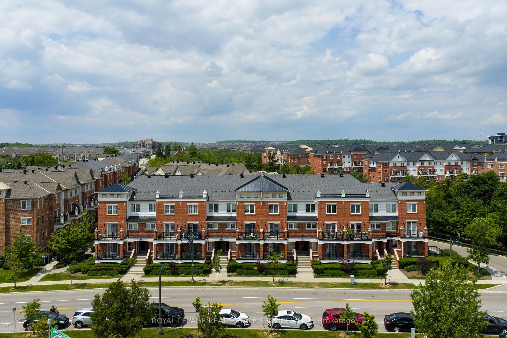 #10 - 15 Hays Boulevard Unit: 10
