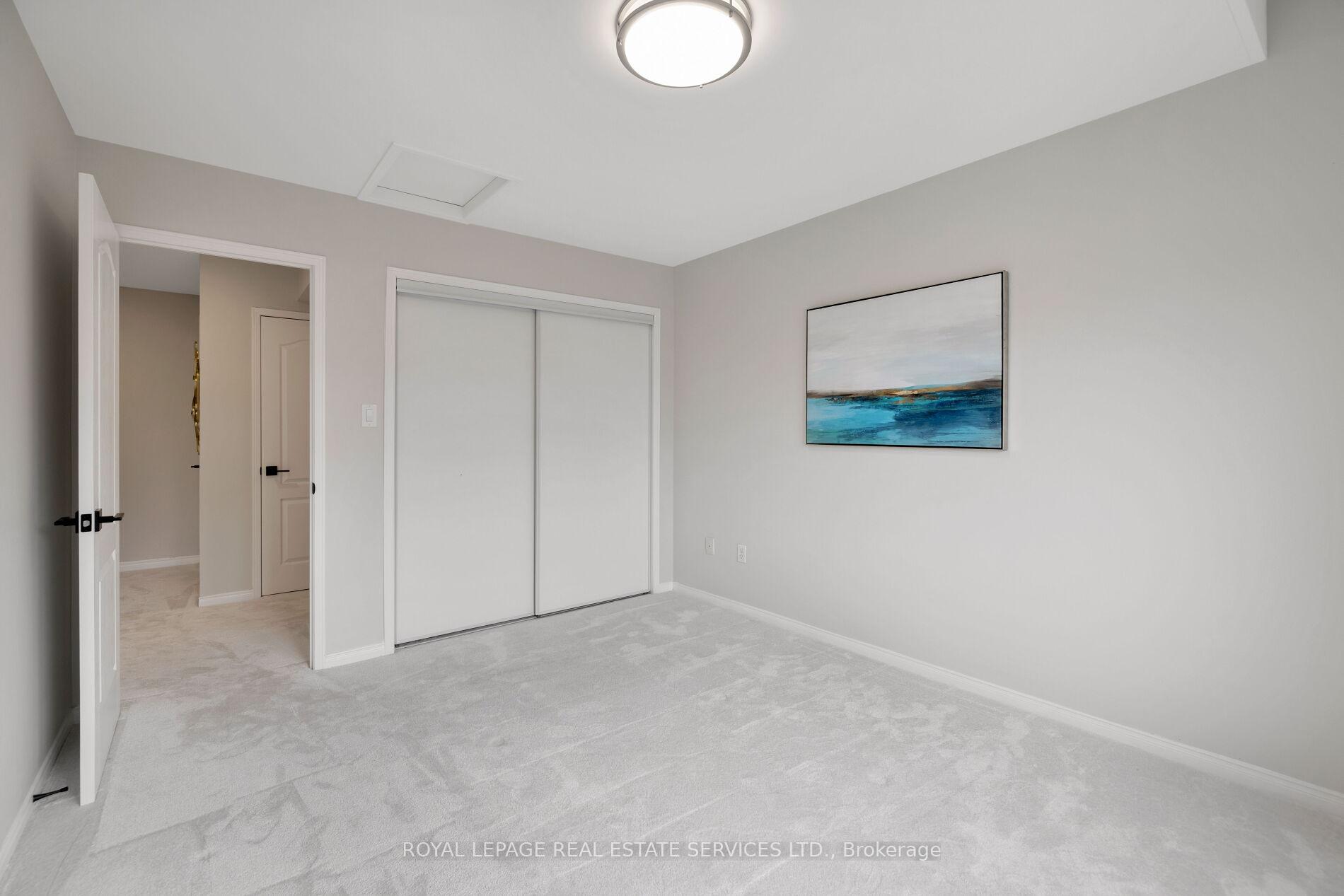 #10 - 15 Hays Boulevard Unit: 10