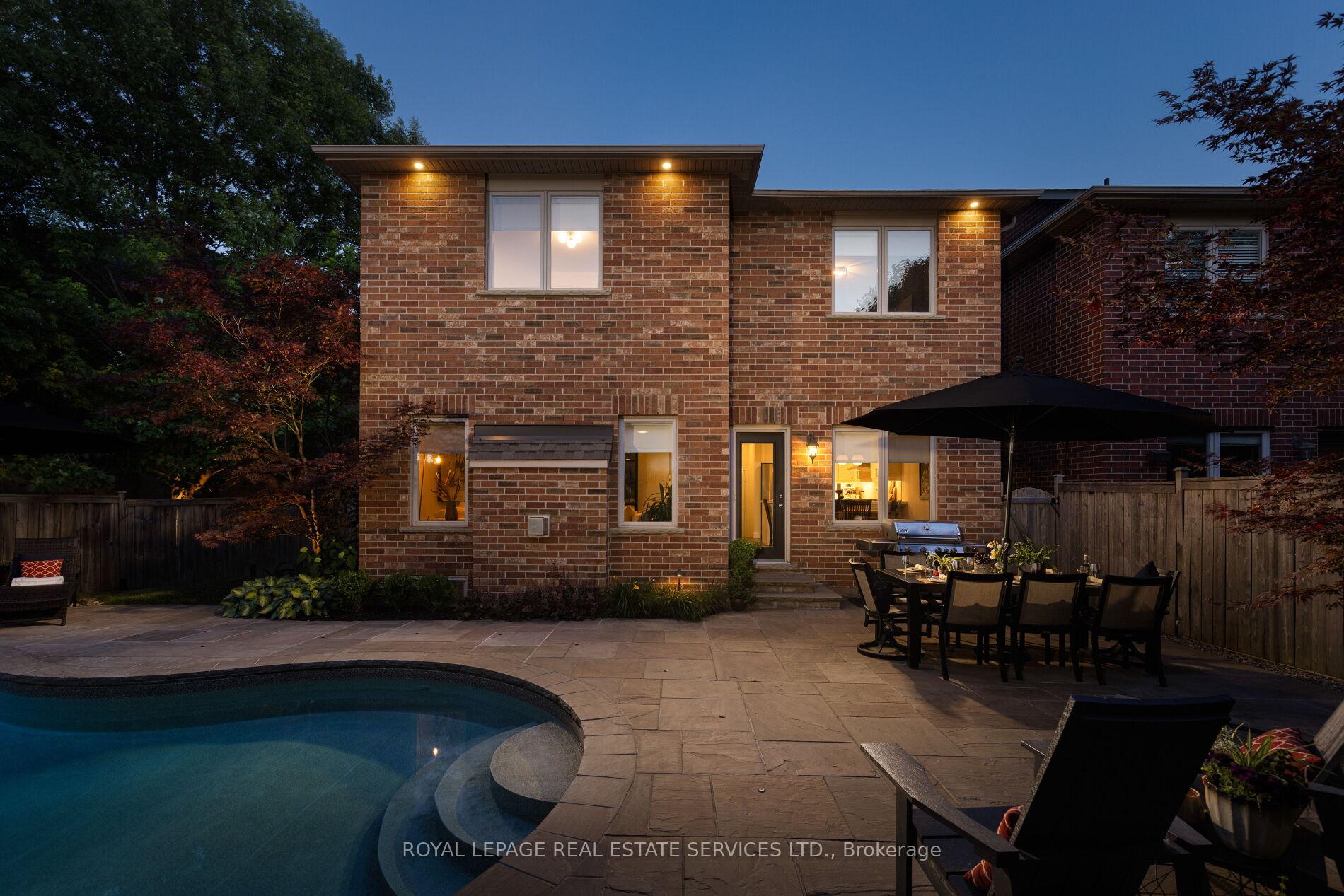 2076 Rochester Circle