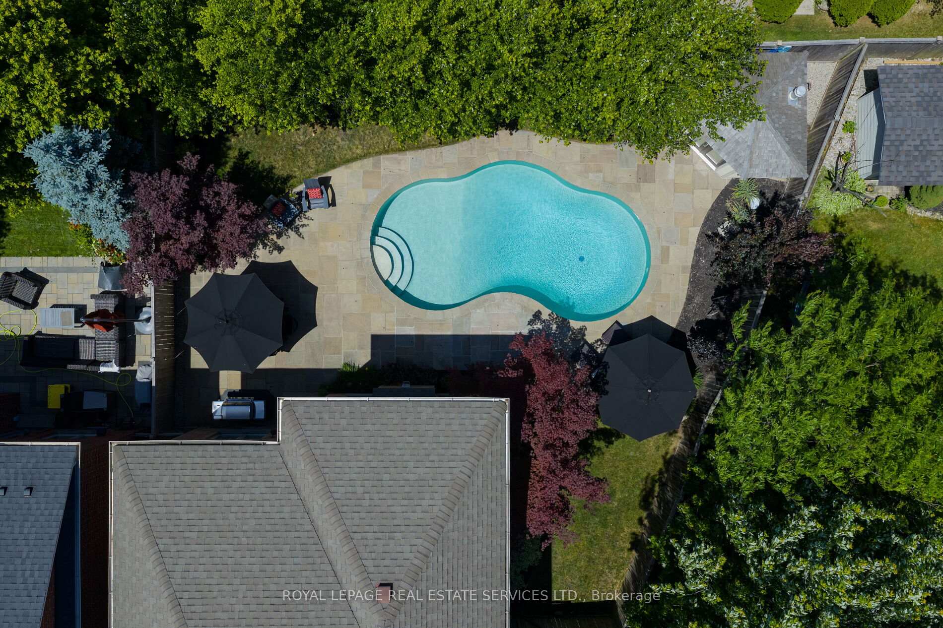 2076 Rochester Circle
