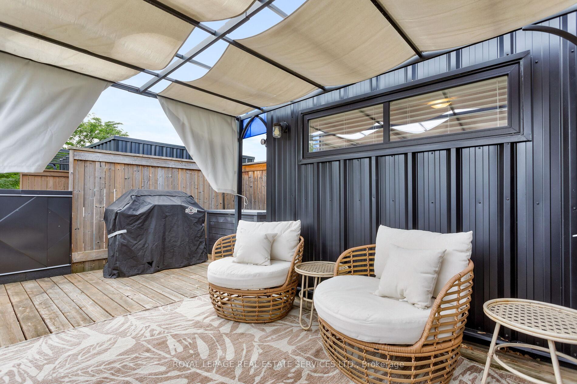 405 Plains Road E 22