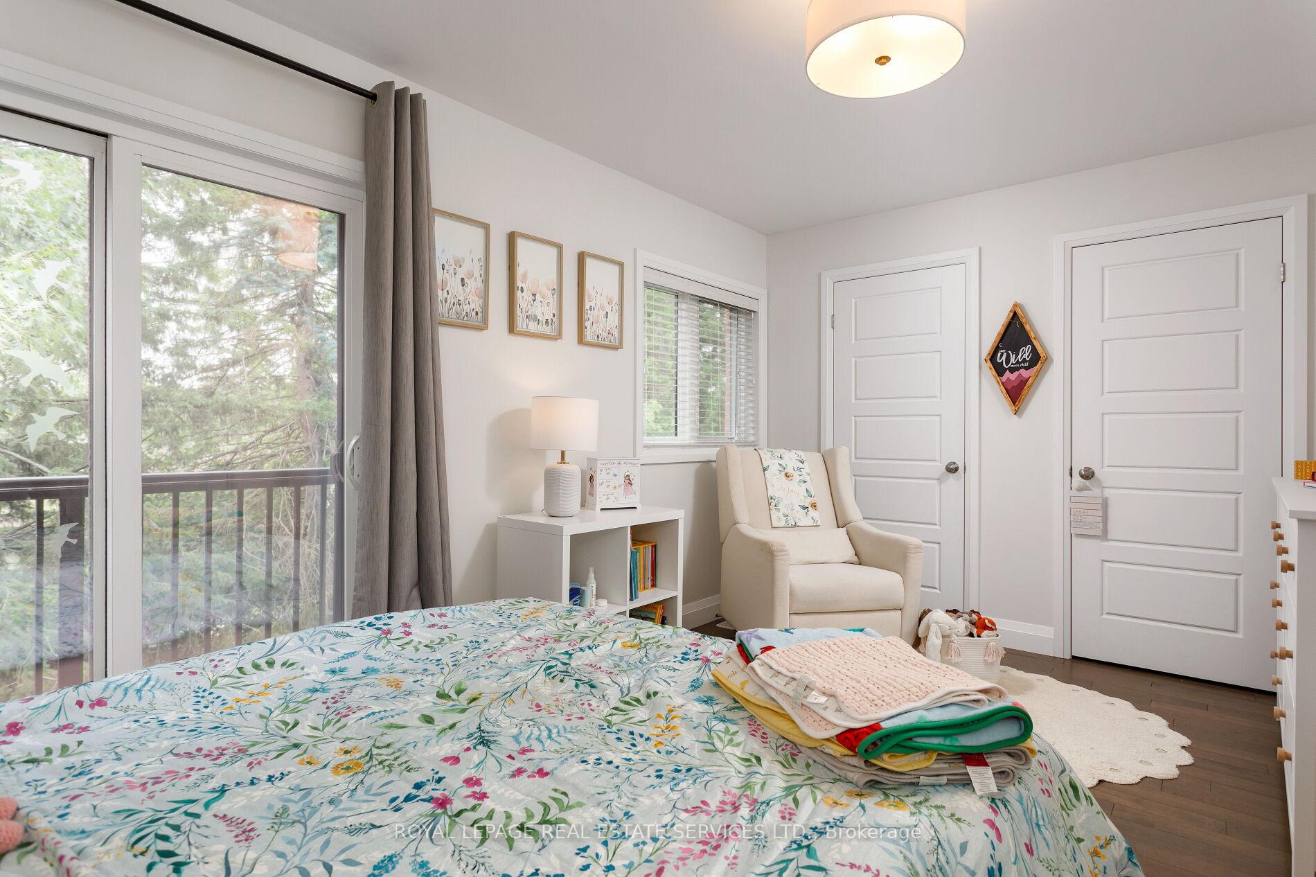 405 Plains Road E 22