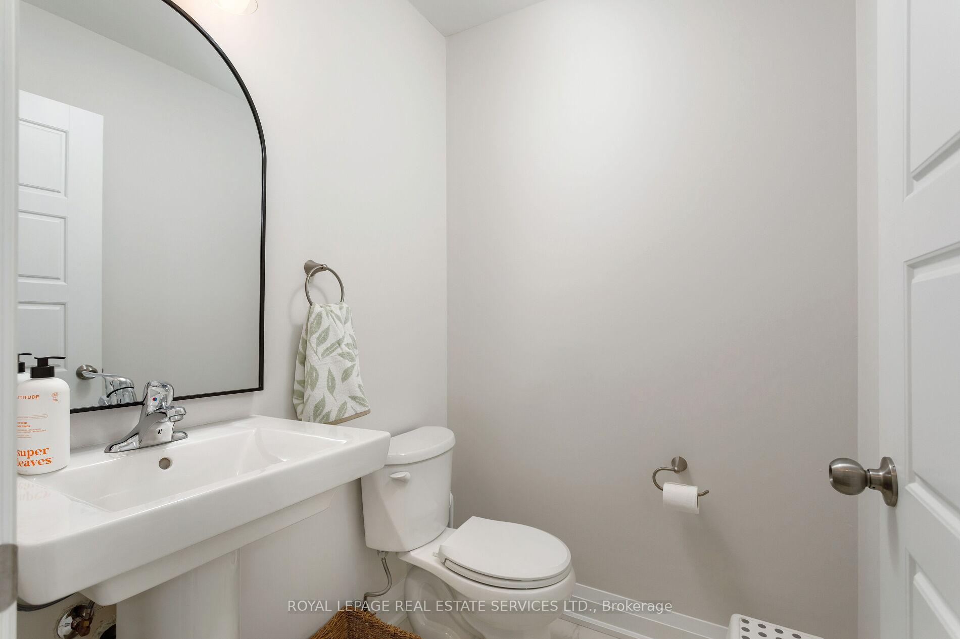 405 Plains Road E 22