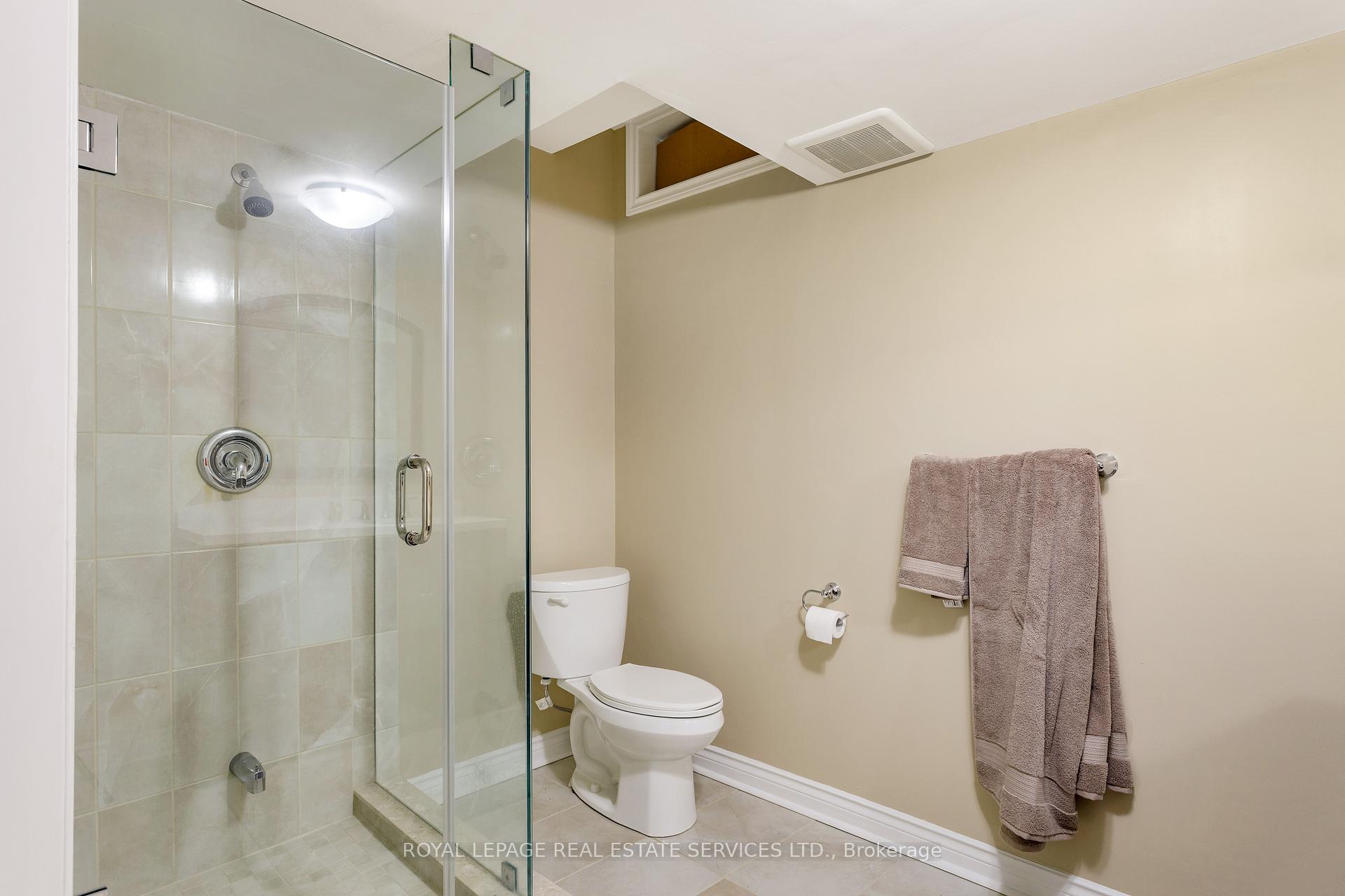 3137 Countess Crescent