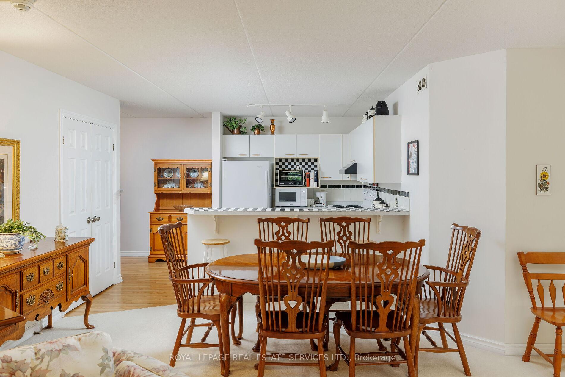 2040 Cleaver Avenue 211