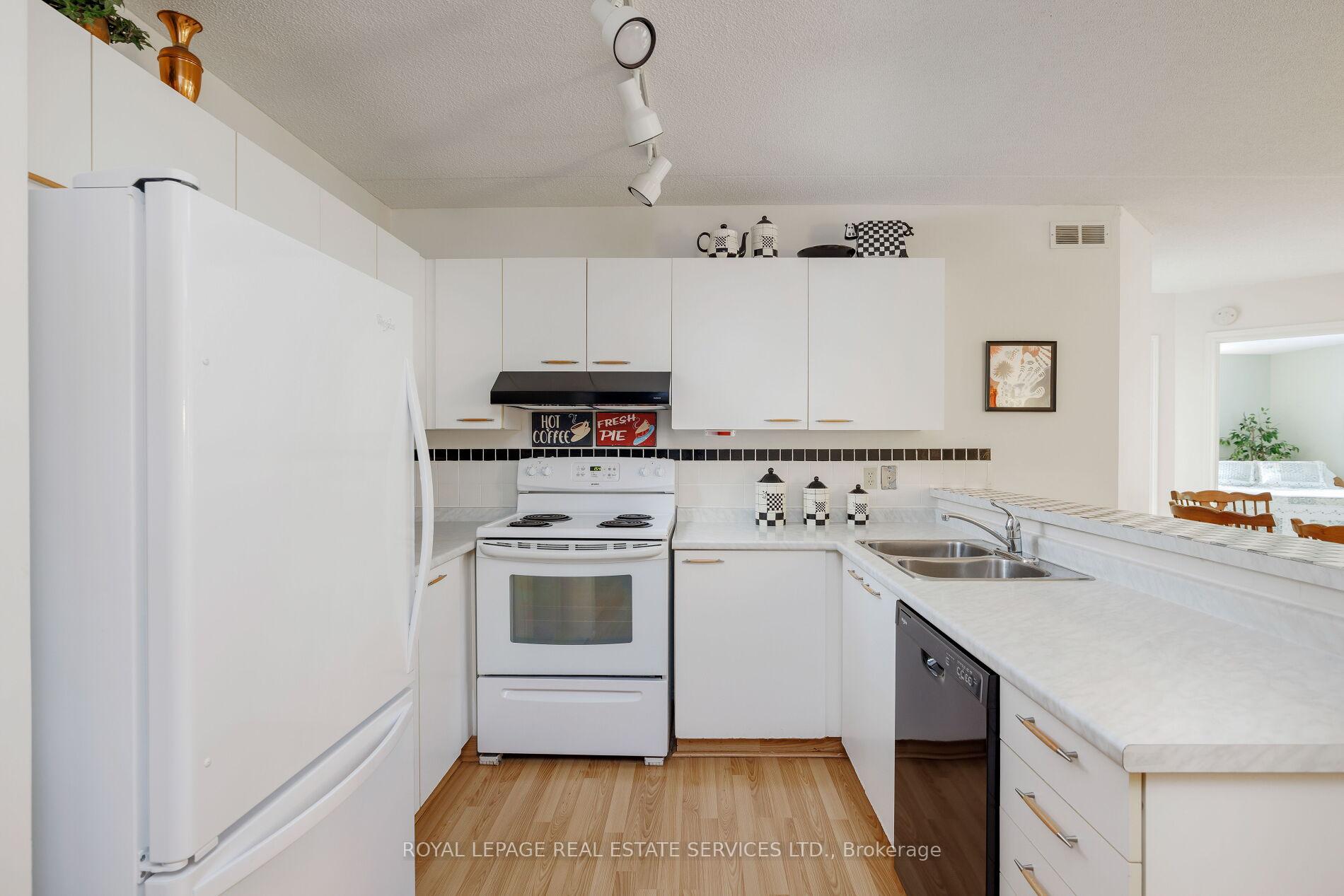 2040 Cleaver Avenue 211