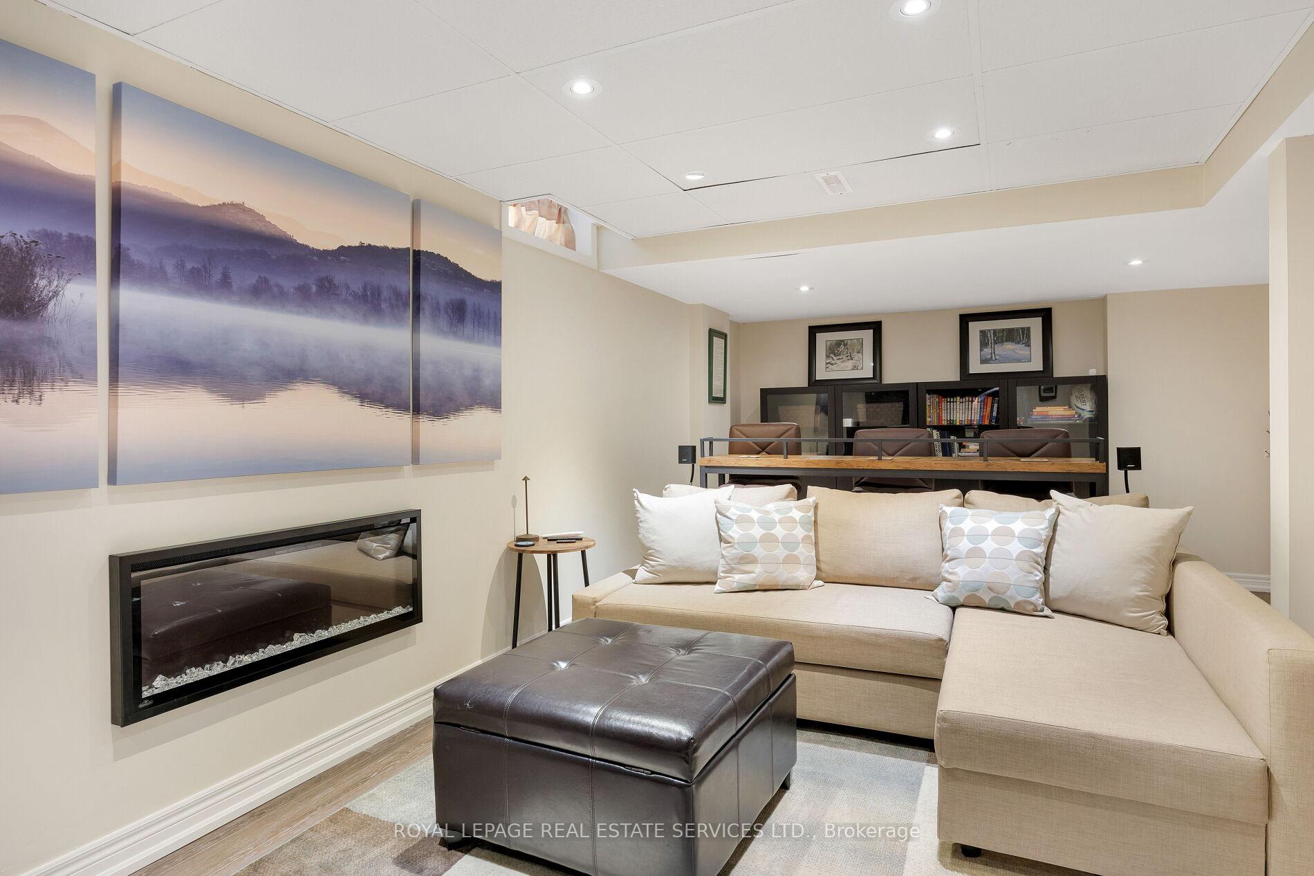 1559 Stoneybrook Trail