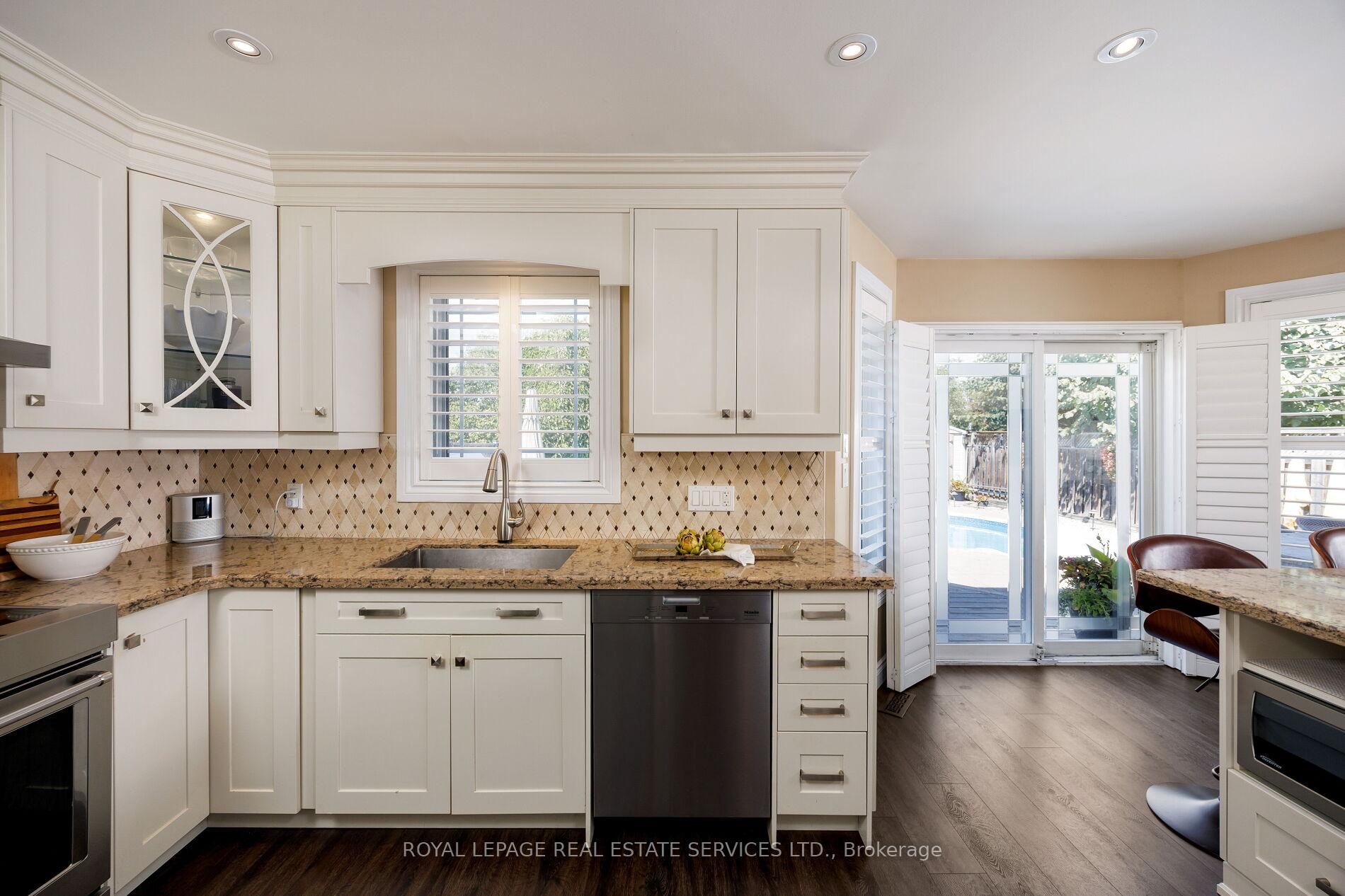 1559 Stoneybrook Trail