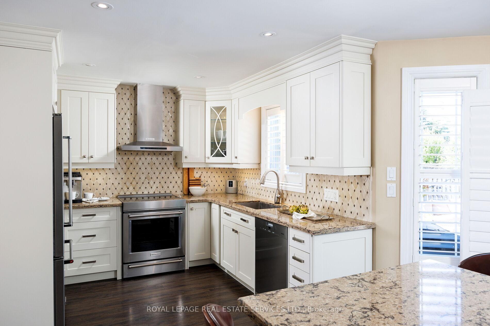 1559 Stoneybrook Trail