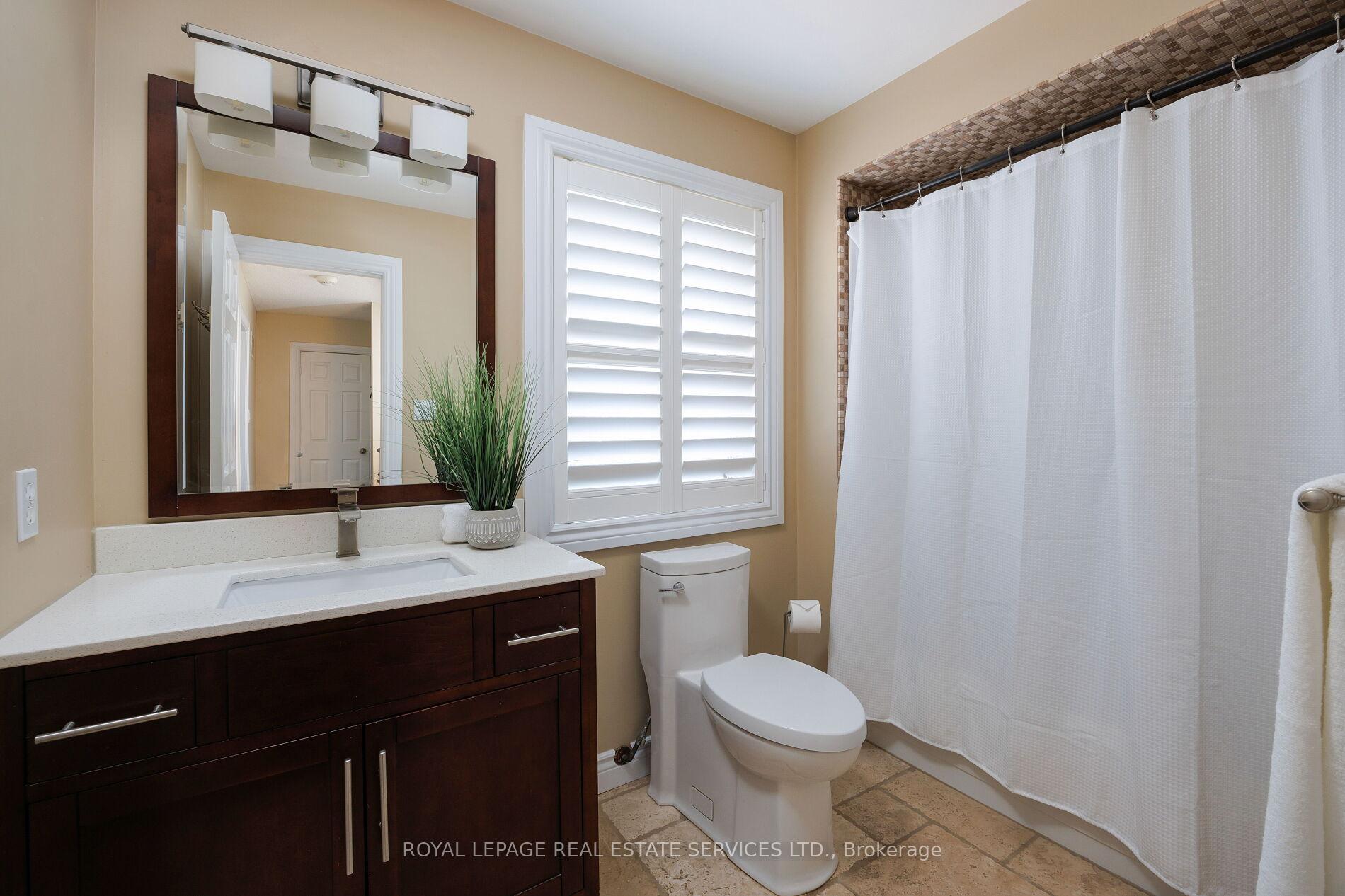 1559 Stoneybrook Trail