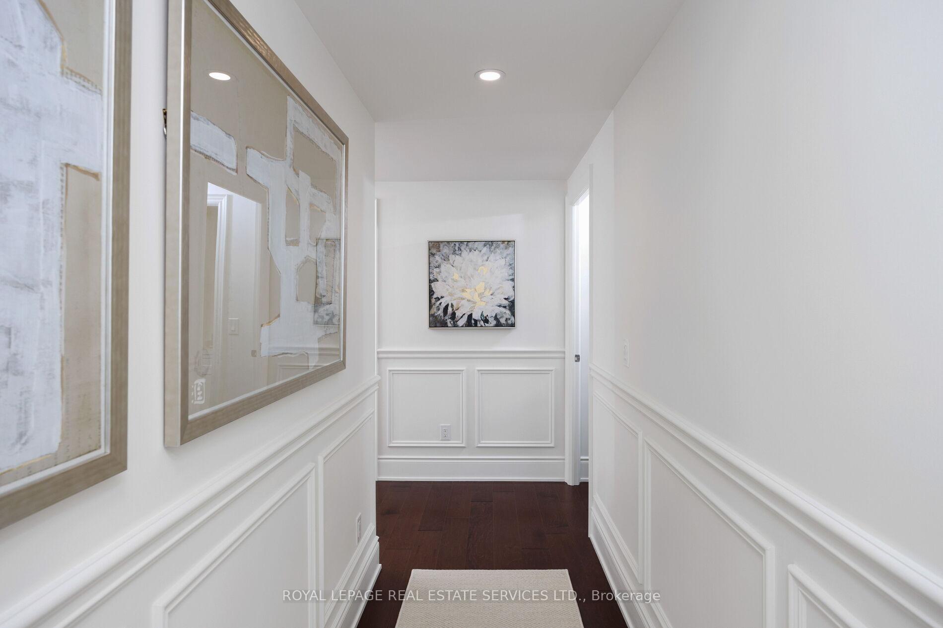 3500 Lakeshore Road W 327