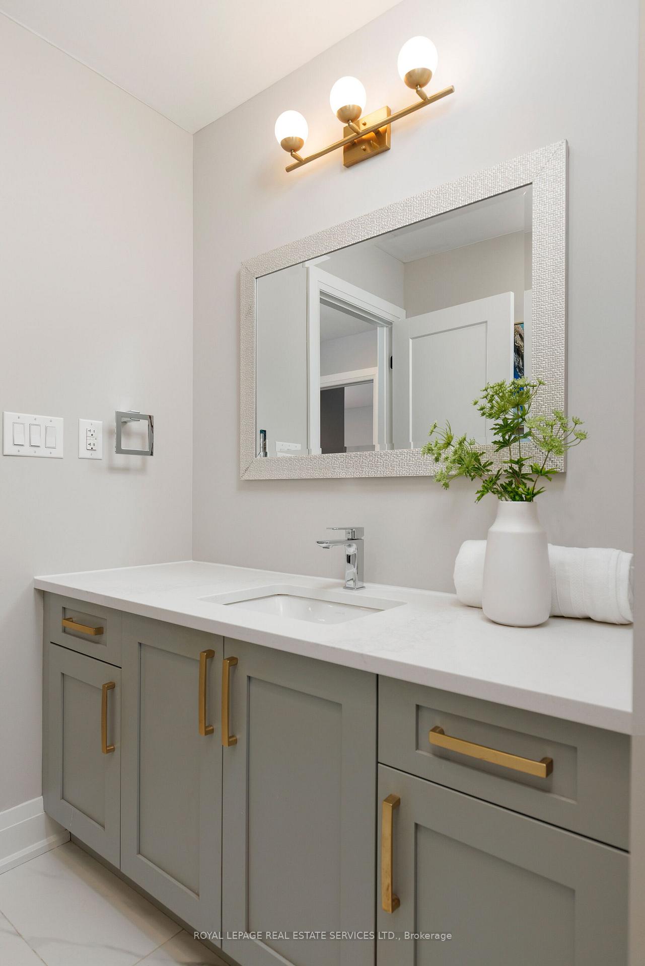 471 Sparling Crescent