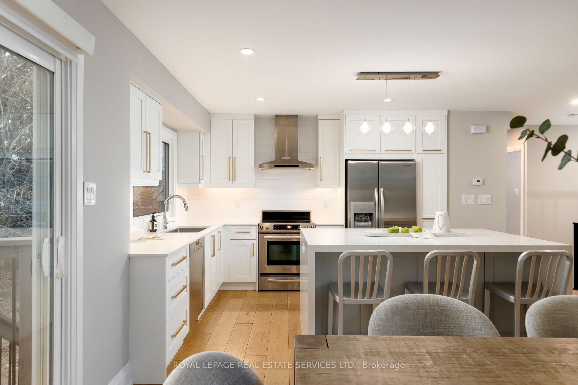 471 Sparling Crescent