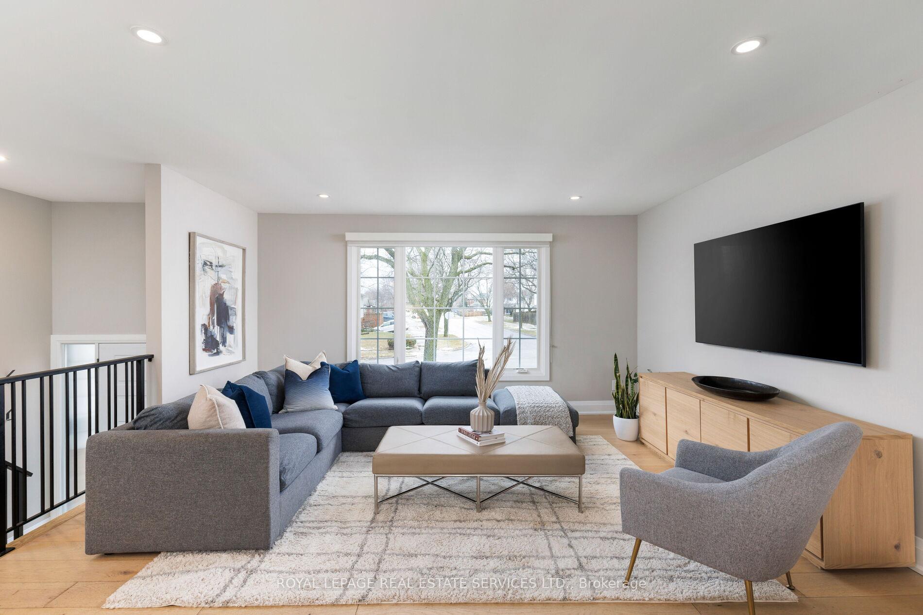 471 Sparling Crescent