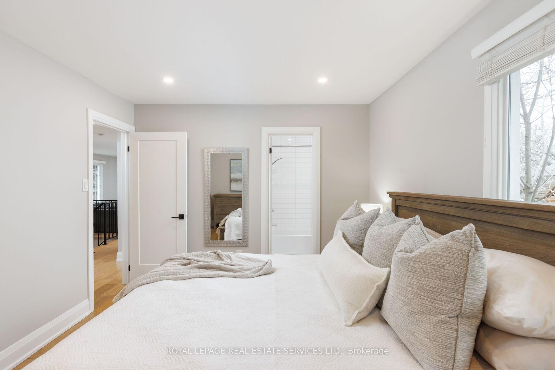 471 Sparling Crescent