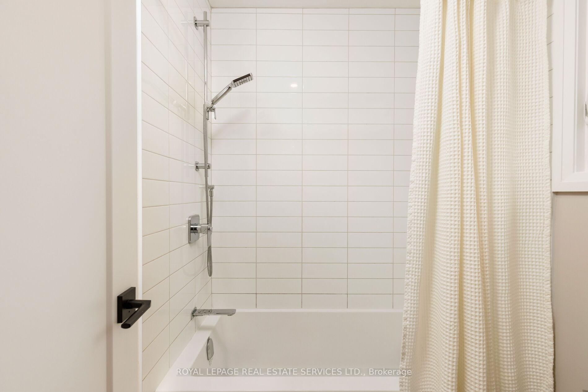 471 Sparling Crescent