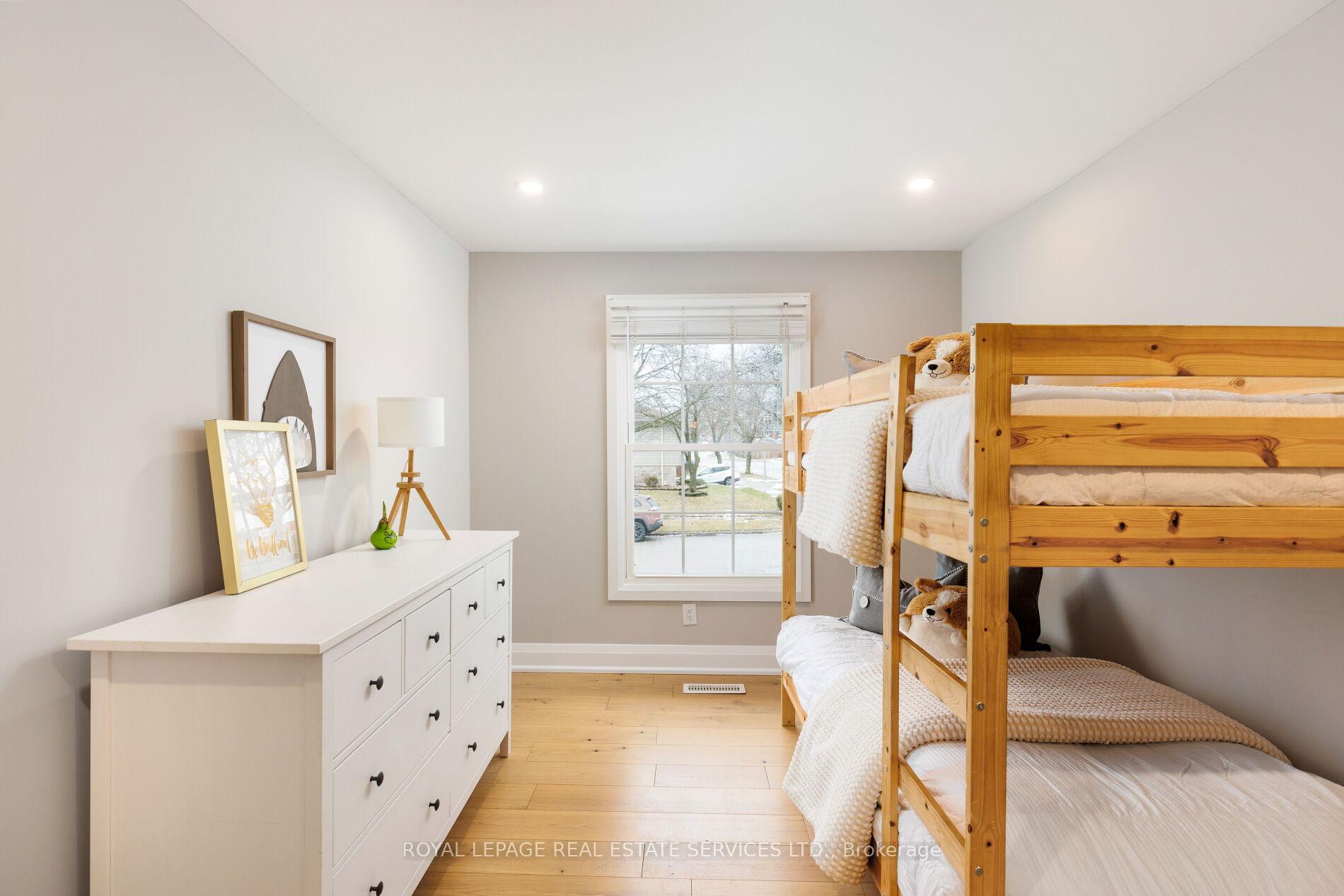 471 Sparling Crescent