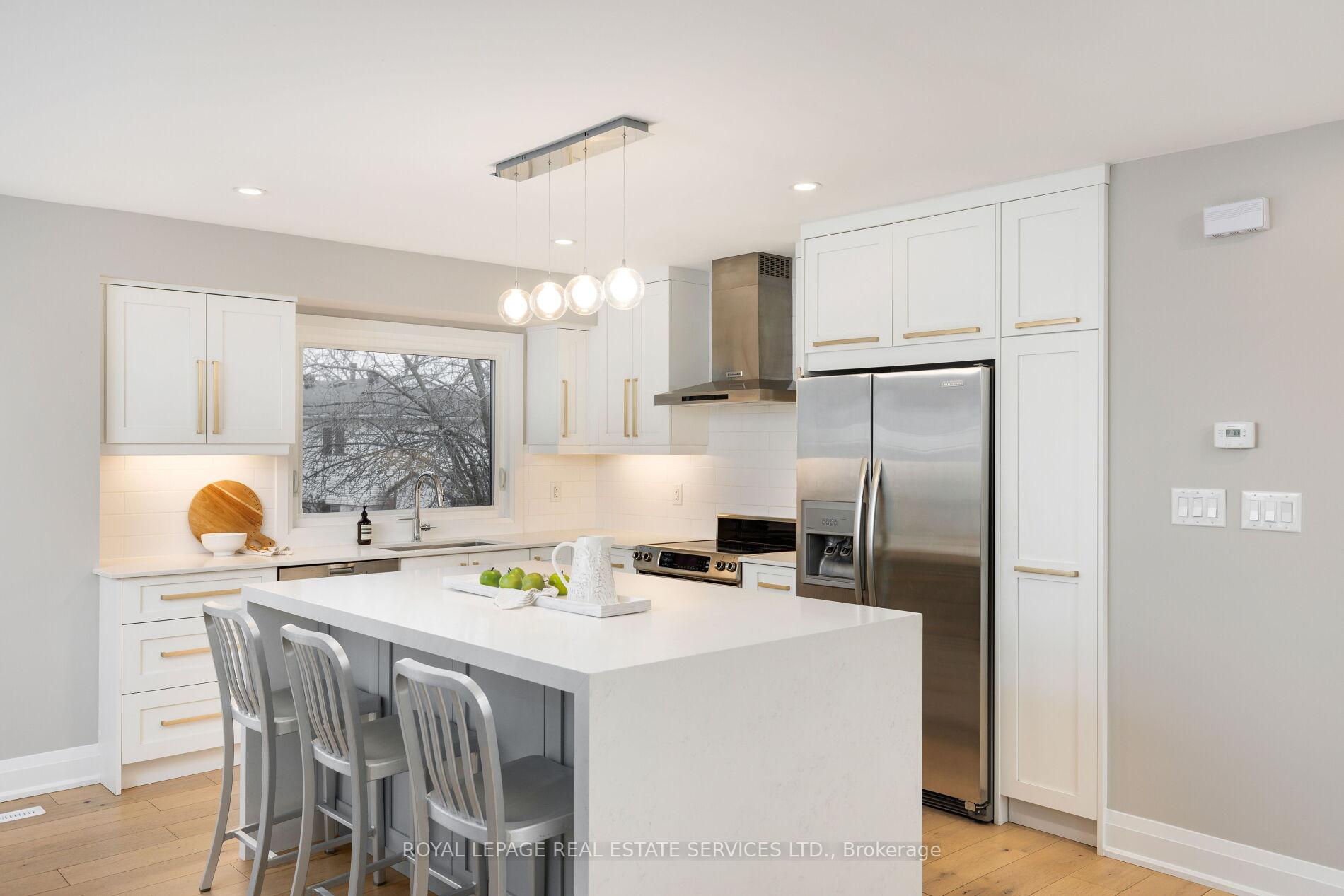 471 Sparling Crescent