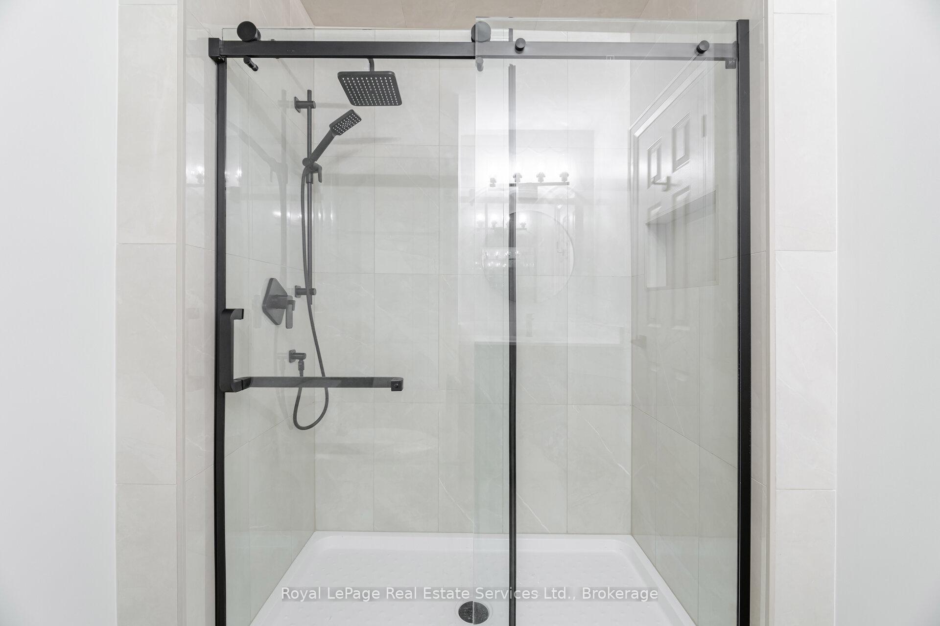 2155 Duncaster Drive 22, Burlington, ON L7P 4R4, Burlington ON, L7P 4R4