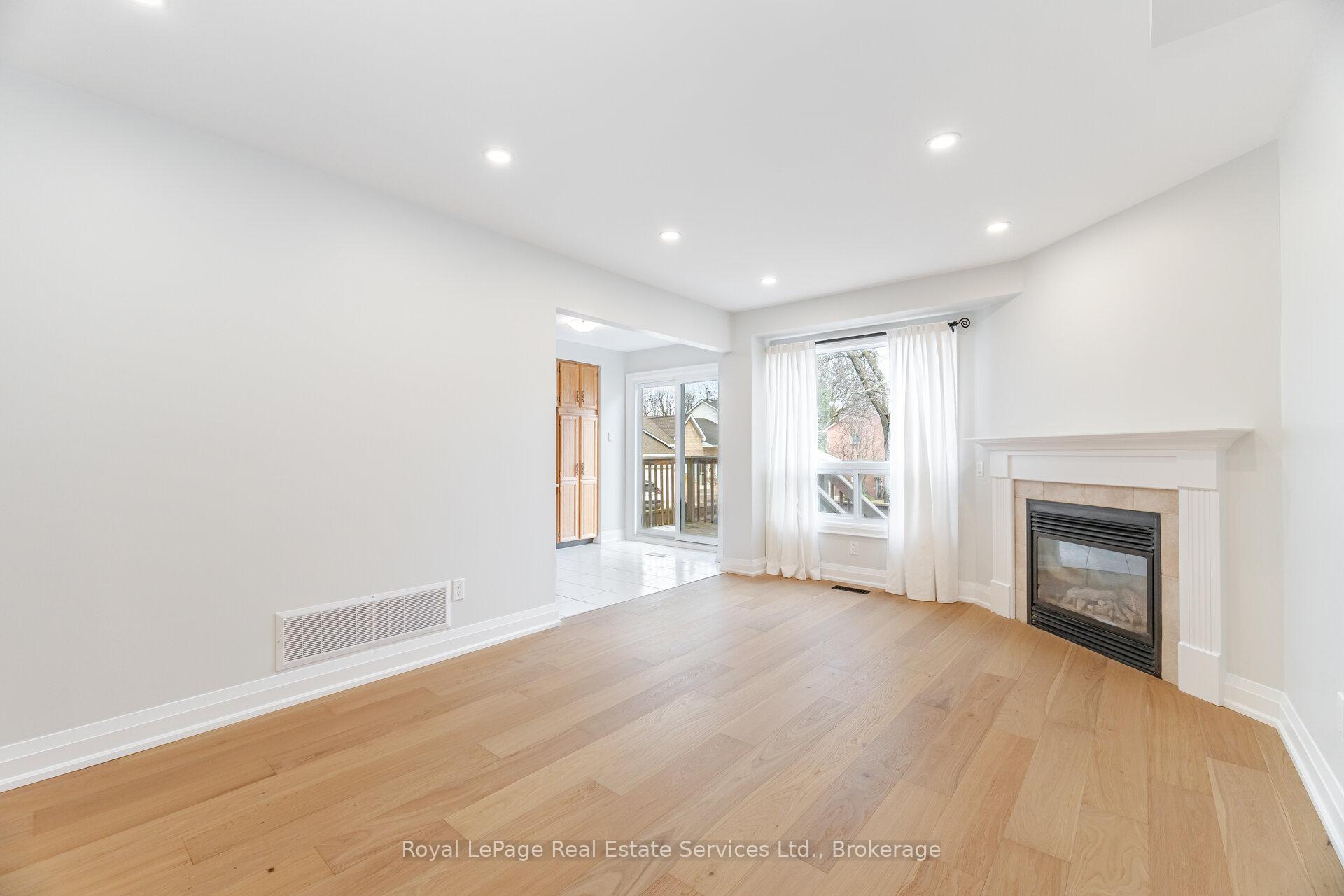 2155 Duncaster Drive 22, Burlington, ON L7P 4R4, Burlington ON, L7P 4R4