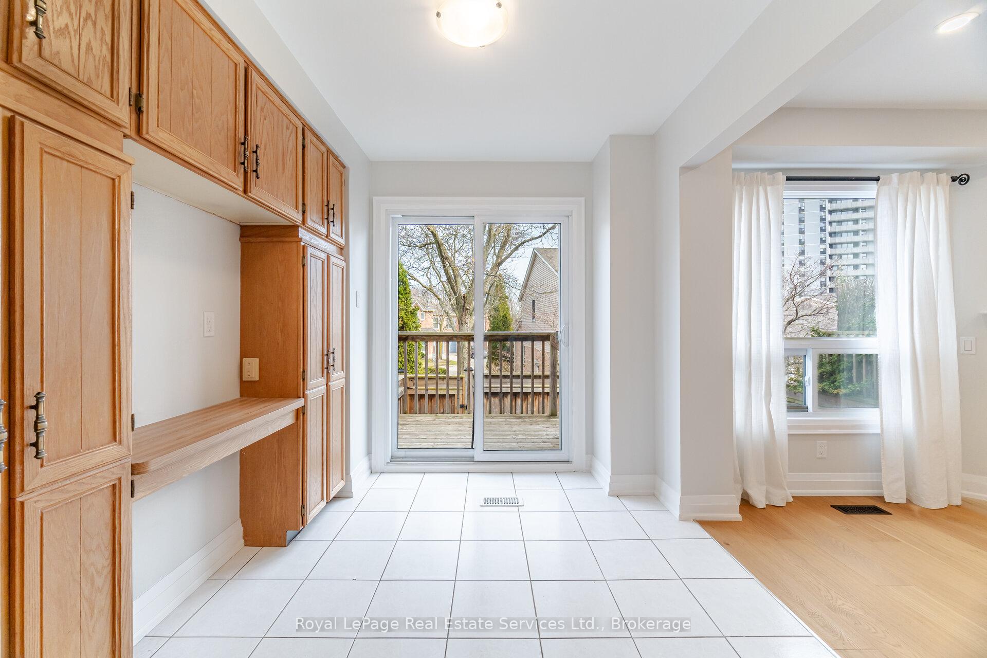 2155 Duncaster Drive 22, Burlington, ON L7P 4R4, Burlington ON, L7P 4R4