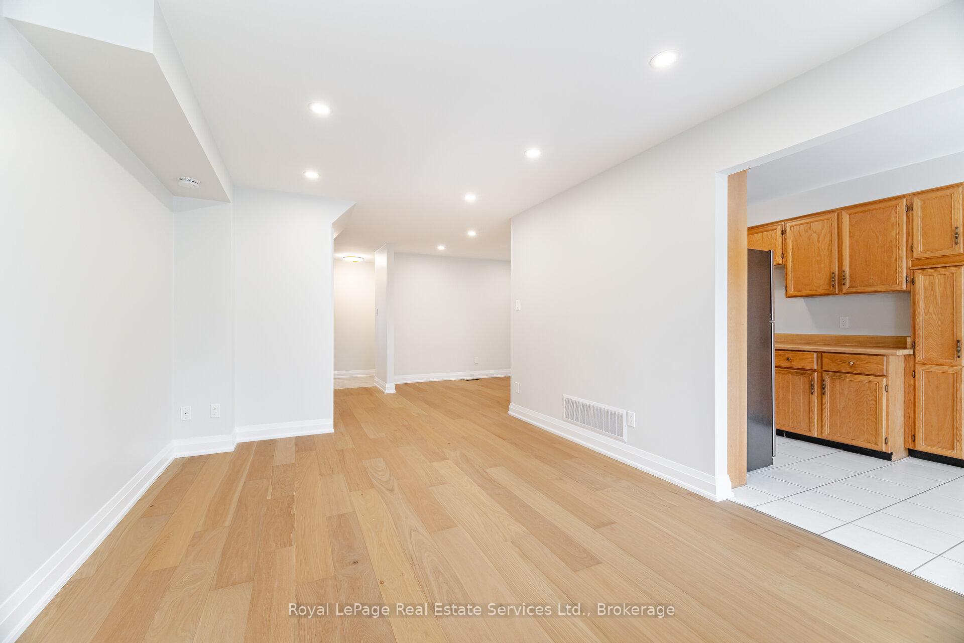 2155 Duncaster Drive 22, Burlington, ON L7P 4R4, Burlington ON, L7P 4R4