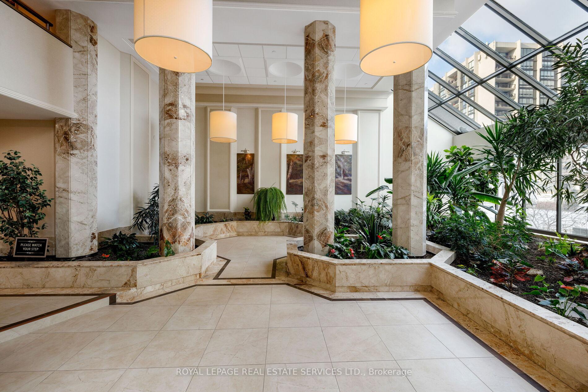 2180 Marine Drive 1401