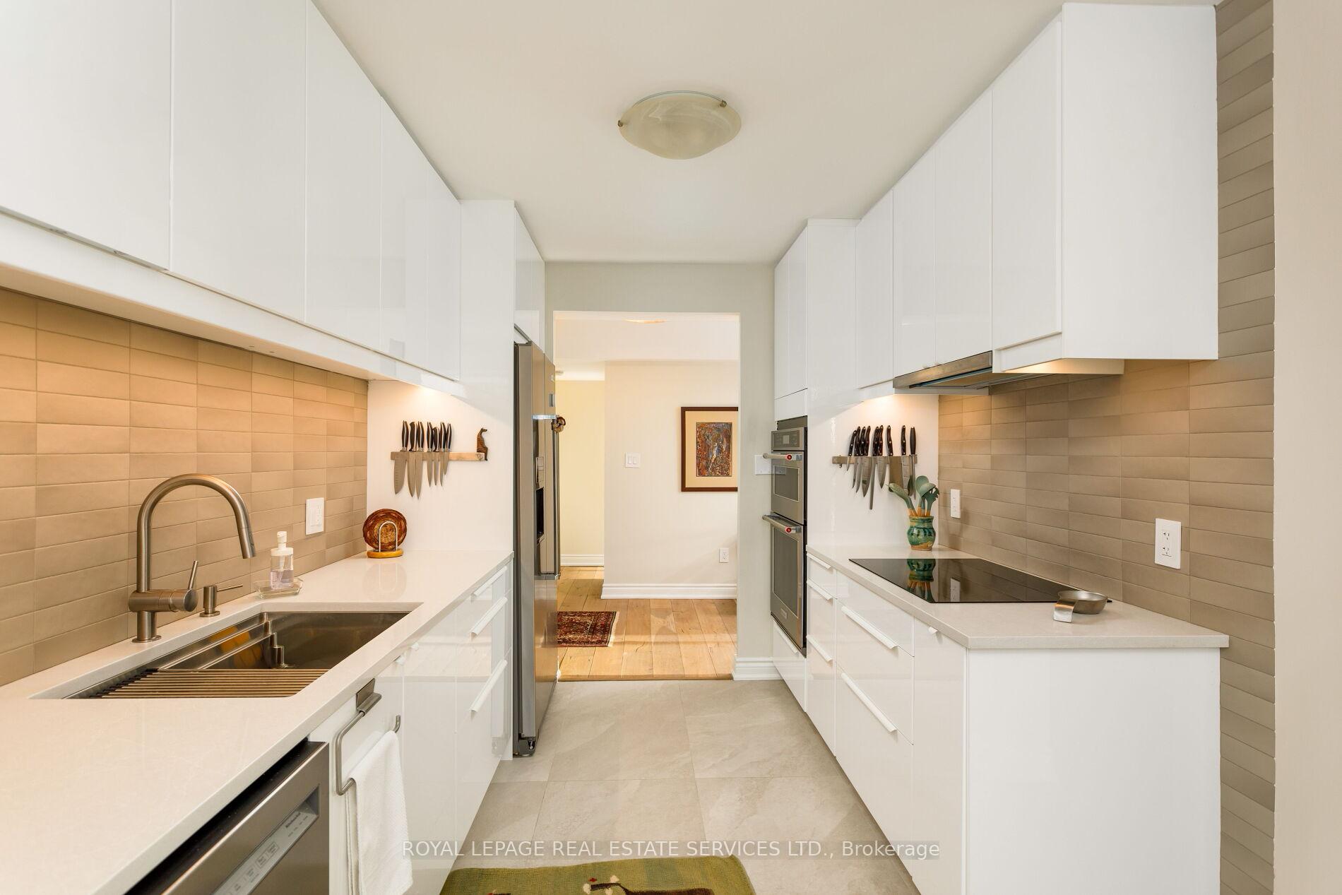 2180 Marine Drive 1401