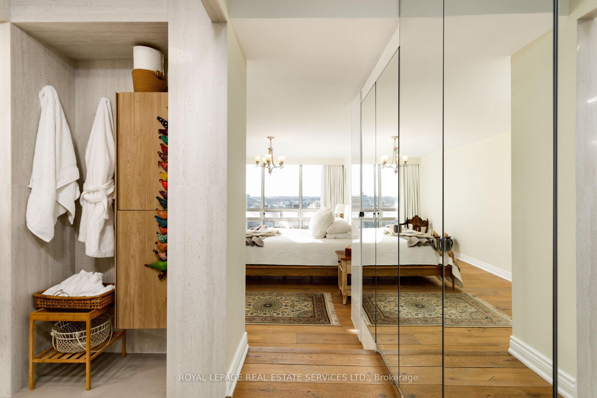 2180 Marine Drive 1401