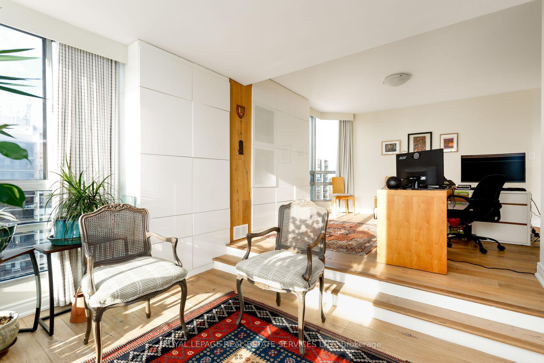 2180 Marine Drive 1401