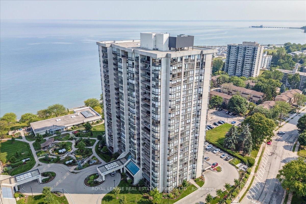 2180 Marine Drive 1401