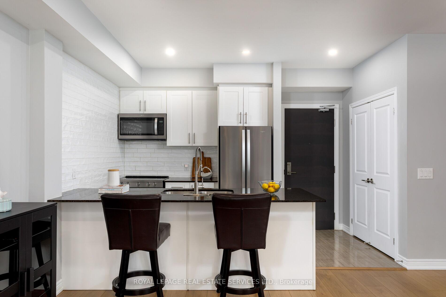 2370 Khalsa Gate 212