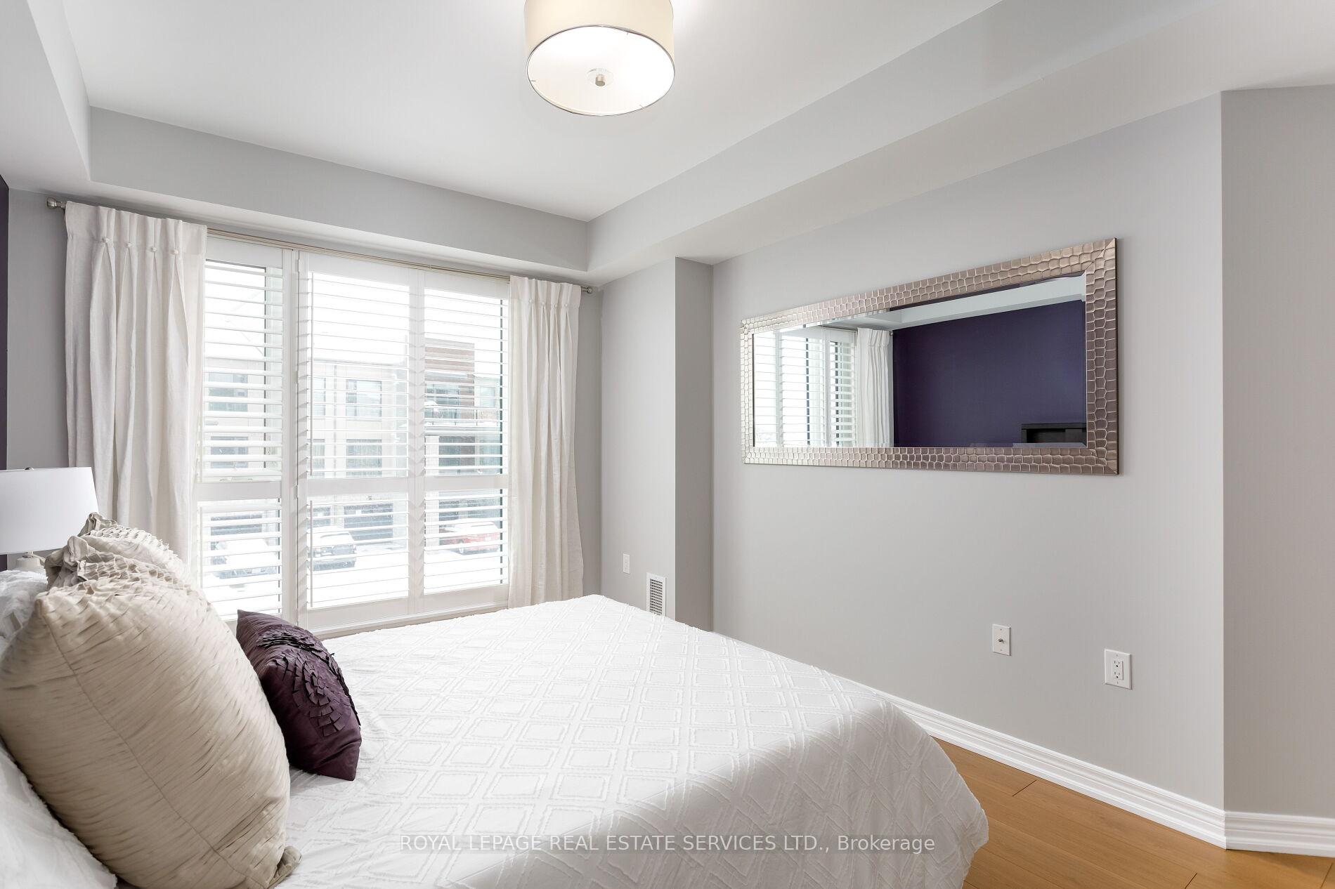 2370 Khalsa Gate 212