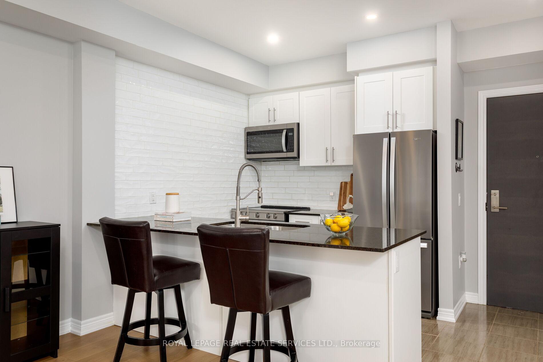 2370 Khalsa Gate 212